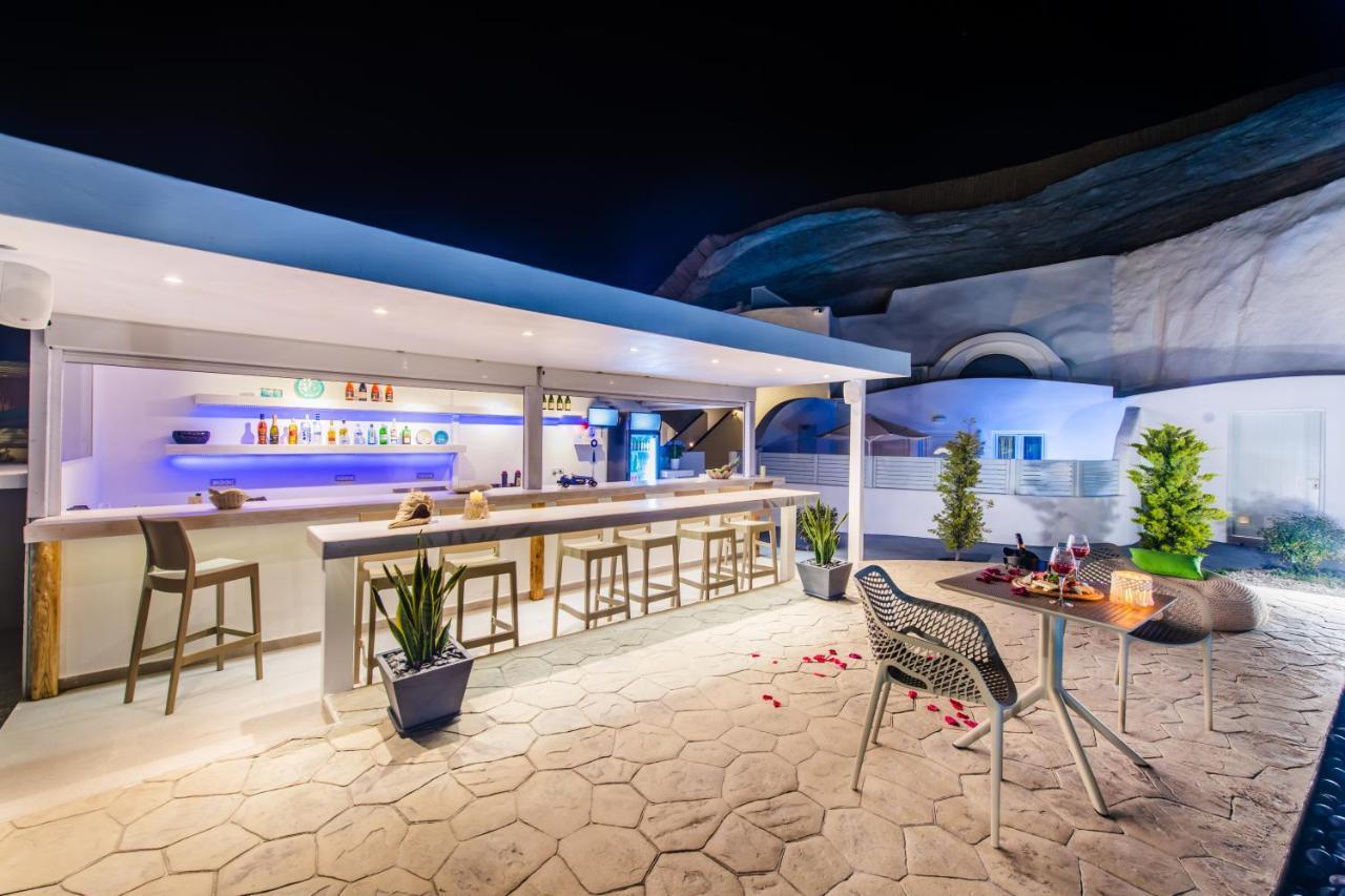 Santoterra Antigua Suites Karterados  Exteriér fotografie