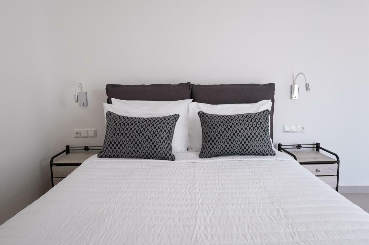 Santoterra Antigua Suites Karterados  Exteriér fotografie